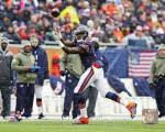 Alshon Jeffery Receiving Football