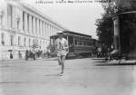 Elphinstone Winning Washington Marathon
